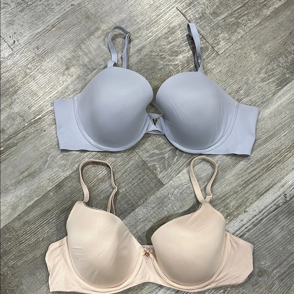 Victoria’s Secret bra‎ Women's Intimates Underwire Bra Set - Gray and Cream 40C